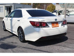 CROWN sedan hybrid