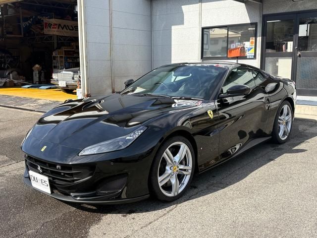 FERRARI Portofino