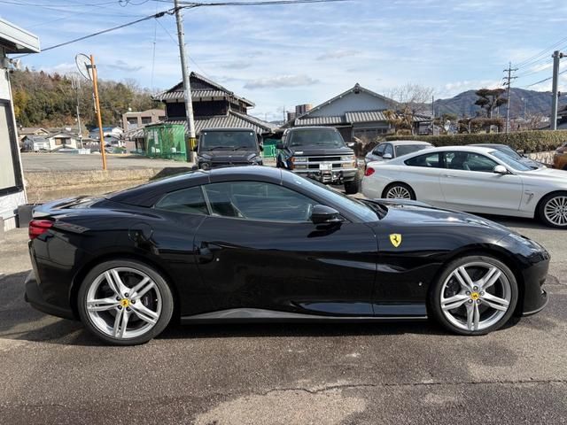 FERRARI Portofino