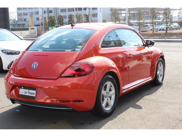 VOLKSWAGEN The BEETLE