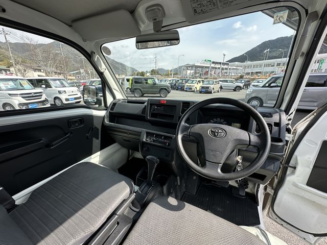 PIXIS truck