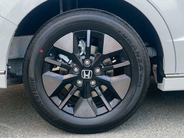 STEPWAGON e:HEV SPADA
