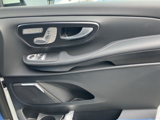 MERCEDES BENZ V class