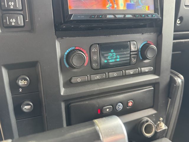 HUMMER H2