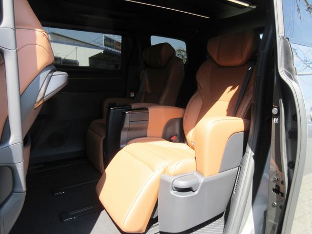 VELLFIRE HYBRID