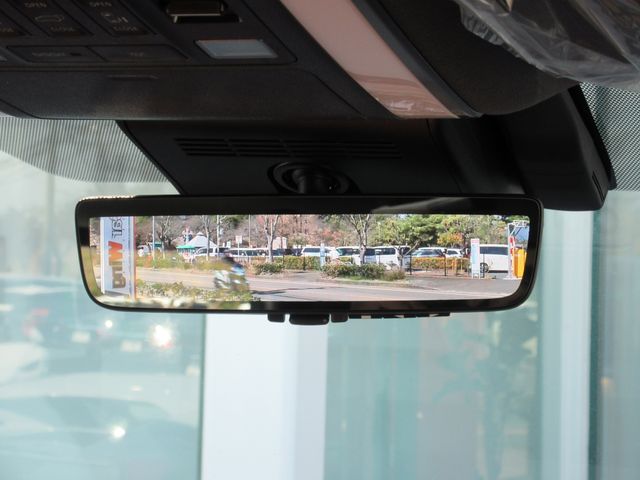 VELLFIRE HYBRID