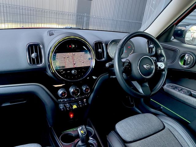 MINI COOPER SE CROSSOVER