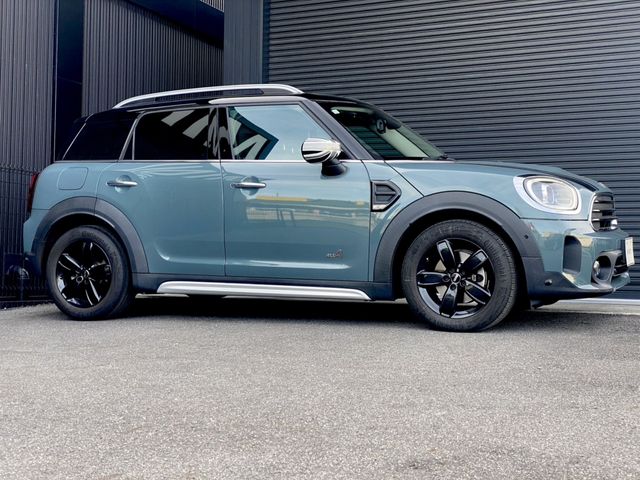 MINI COOPER D CROSSOVER