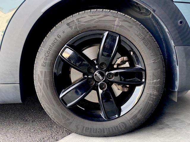 MINI COOPER D CROSSOVER