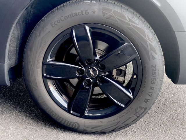 MINI COOPER D CROSSOVER