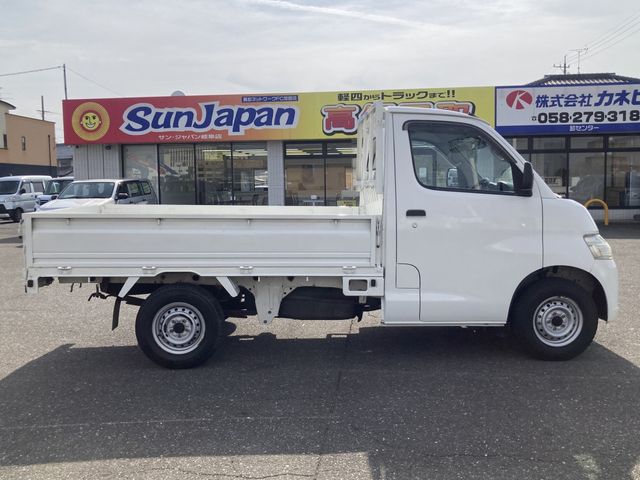 LITEACE truck 2WD