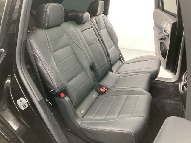MERCEDES BENZ GLS class