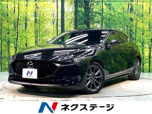 MAZDA3 FASTBACK