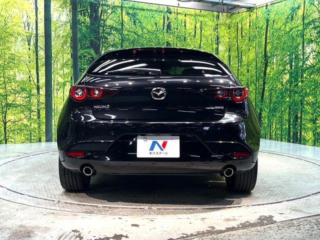 MAZDA3 FASTBACK