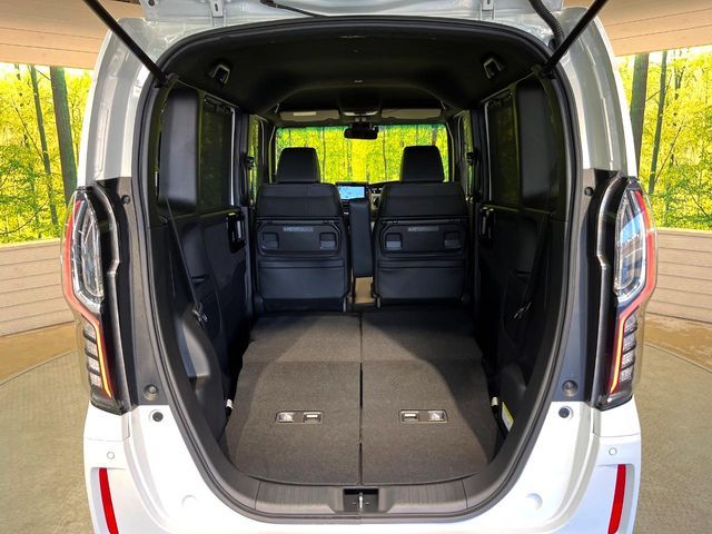 N-BOX CUSTOM