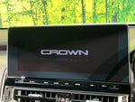 CROWN sedan hybrid