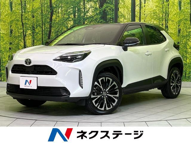 YARIS CROSS HYBRID