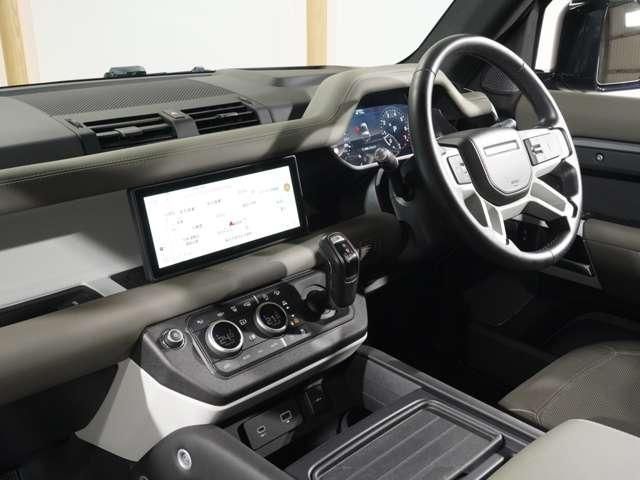 ROVER DEFENDER
