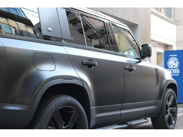 ROVER DEFENDER