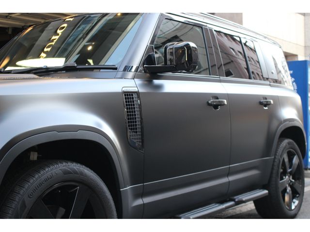 ROVER DEFENDER