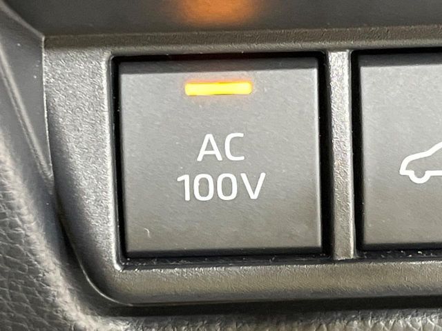 PRIUS 4WD