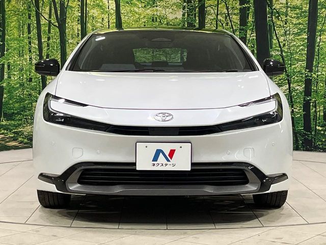 PRIUS 4WD
