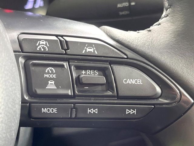 YARIS CROSS HYBRID