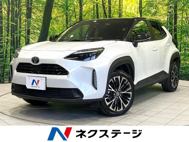YARIS CROSS HYBRID
