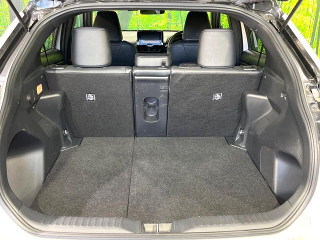 YARIS CROSS HYBRID