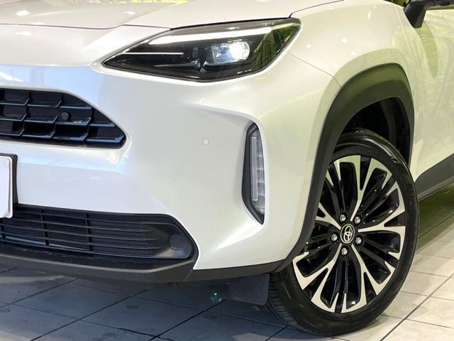 YARIS CROSS HYBRID
