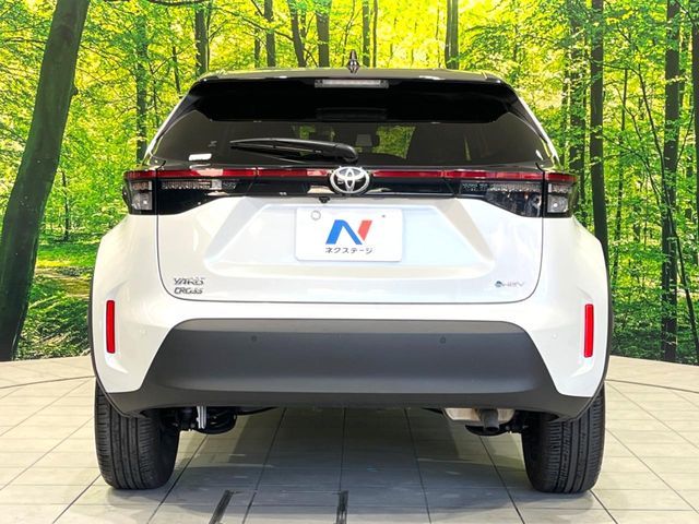 YARIS CROSS HYBRID