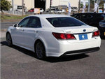 CROWN sedan hybrid