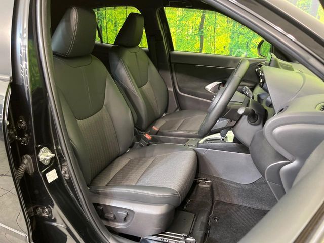 YARIS CROSS HYBRID