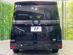 VOXY HYBRID