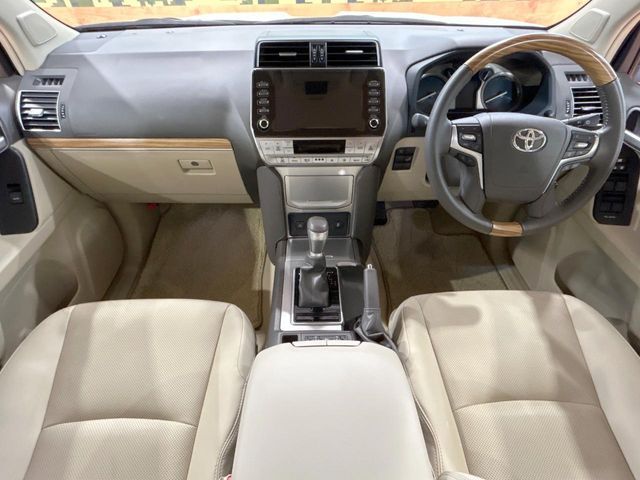 LANDCRUISER PRADO