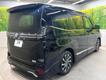 VOXY HYBRID