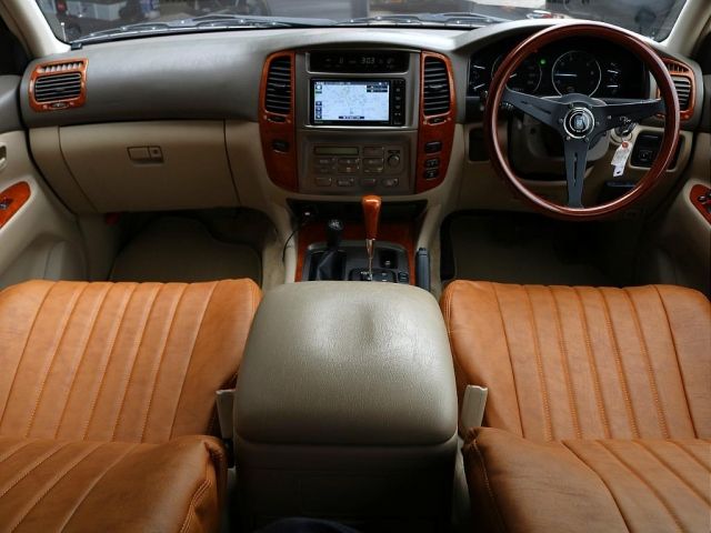 LANDCRUISER wagon