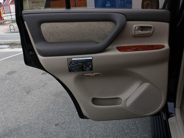 LANDCRUISER wagon