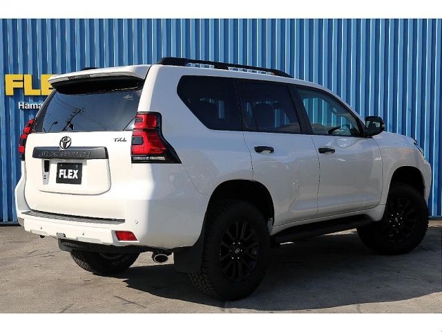 LANDCRUISER PRADO