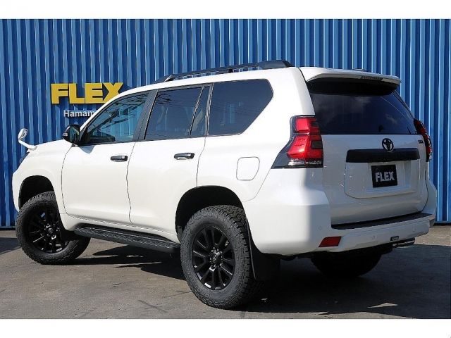 LANDCRUISER PRADO