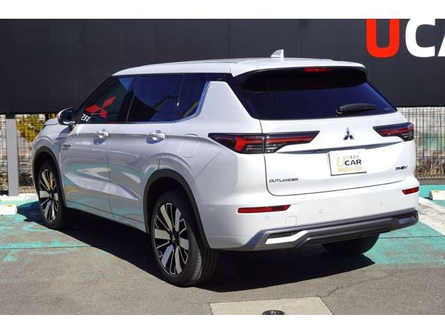 OUTLANDER PHEV