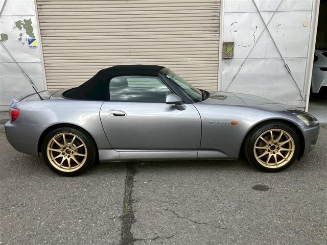 S2000