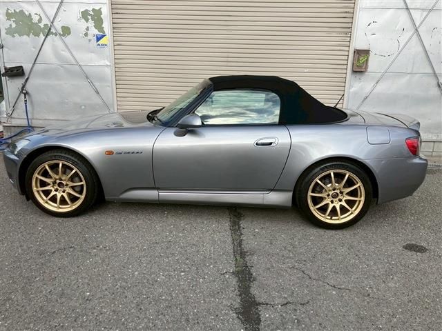 S2000