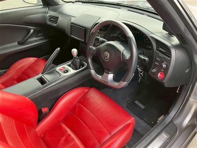S2000