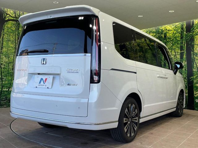 STEPWAGON e:HEV SPADA