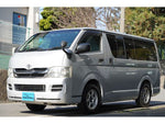 REGIUSACE 2WD van