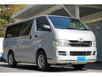 REGIUSACE 2WD van