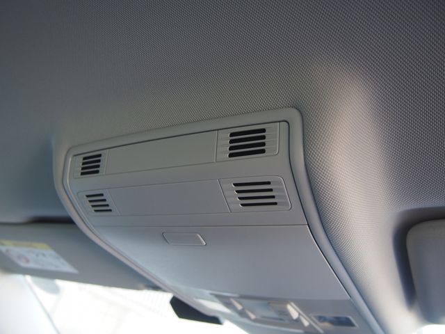 VOLKSWAGEN GOLF Alltrack