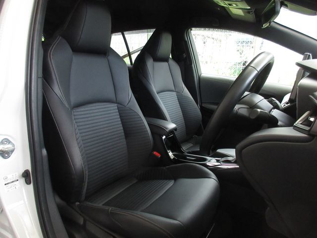 COROLLA TOURING HYBRID 4WD
