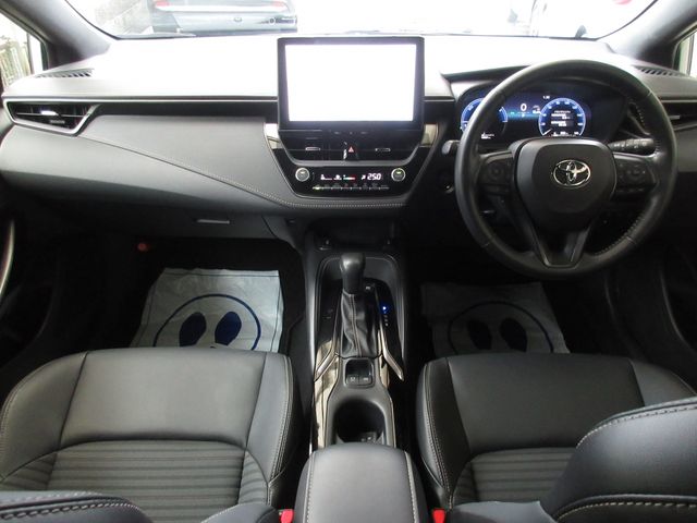 COROLLA TOURING HYBRID 4WD